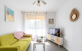 Studio Vasco / confortable / lumineux / parking privé